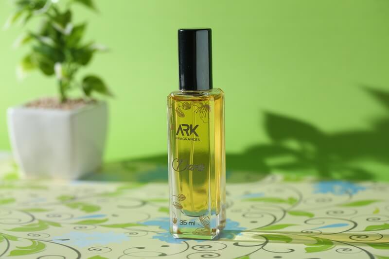 Daris - Deep Woody & Smoky Eau De Parfum | The Scent of Wisdom & Intellect