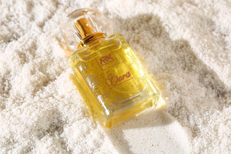 Daris - Deep Woody & Smoky Eau De Parfum | The Scent of Wisdom & Intellect